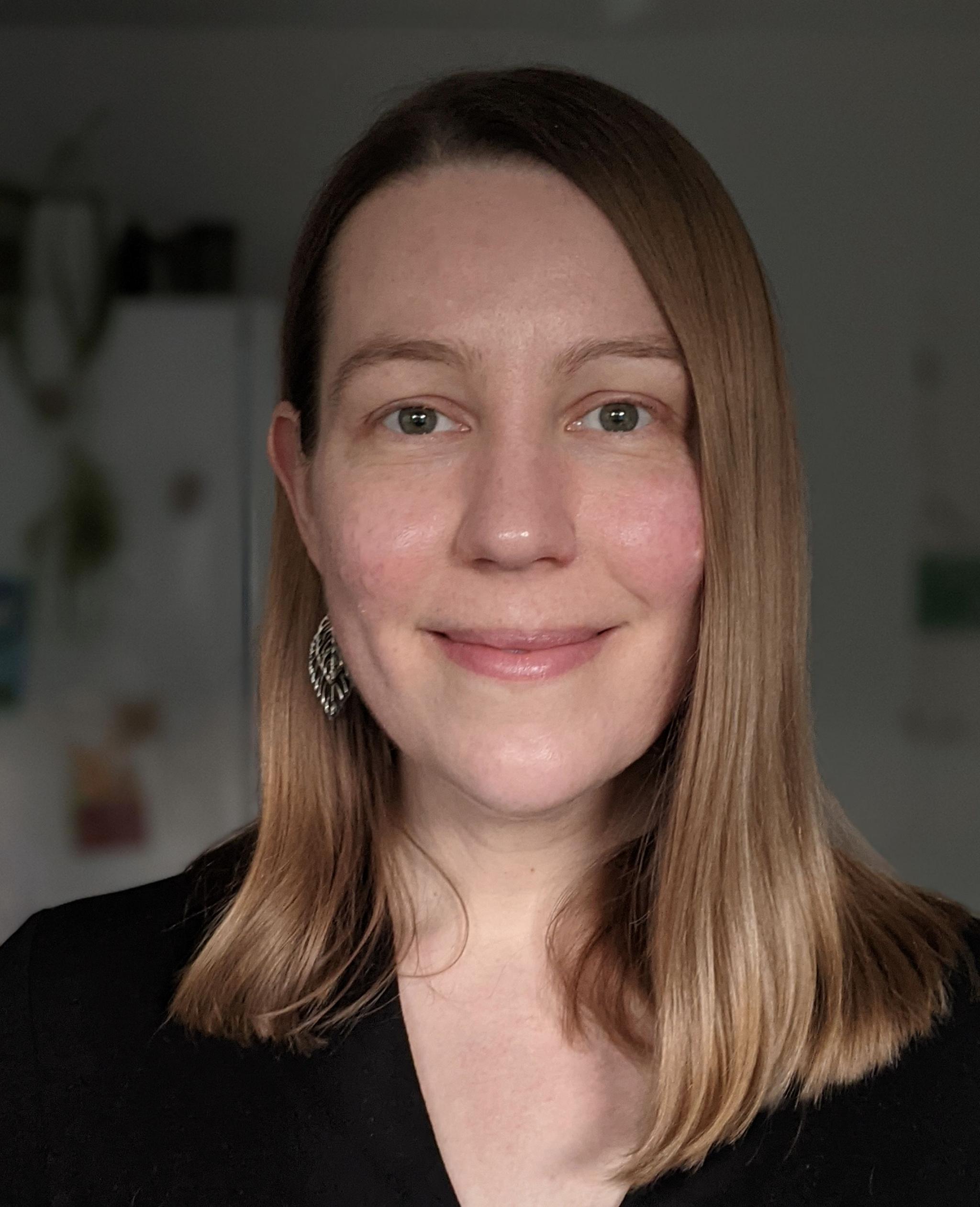 Photo of Dr Emily Rosamond