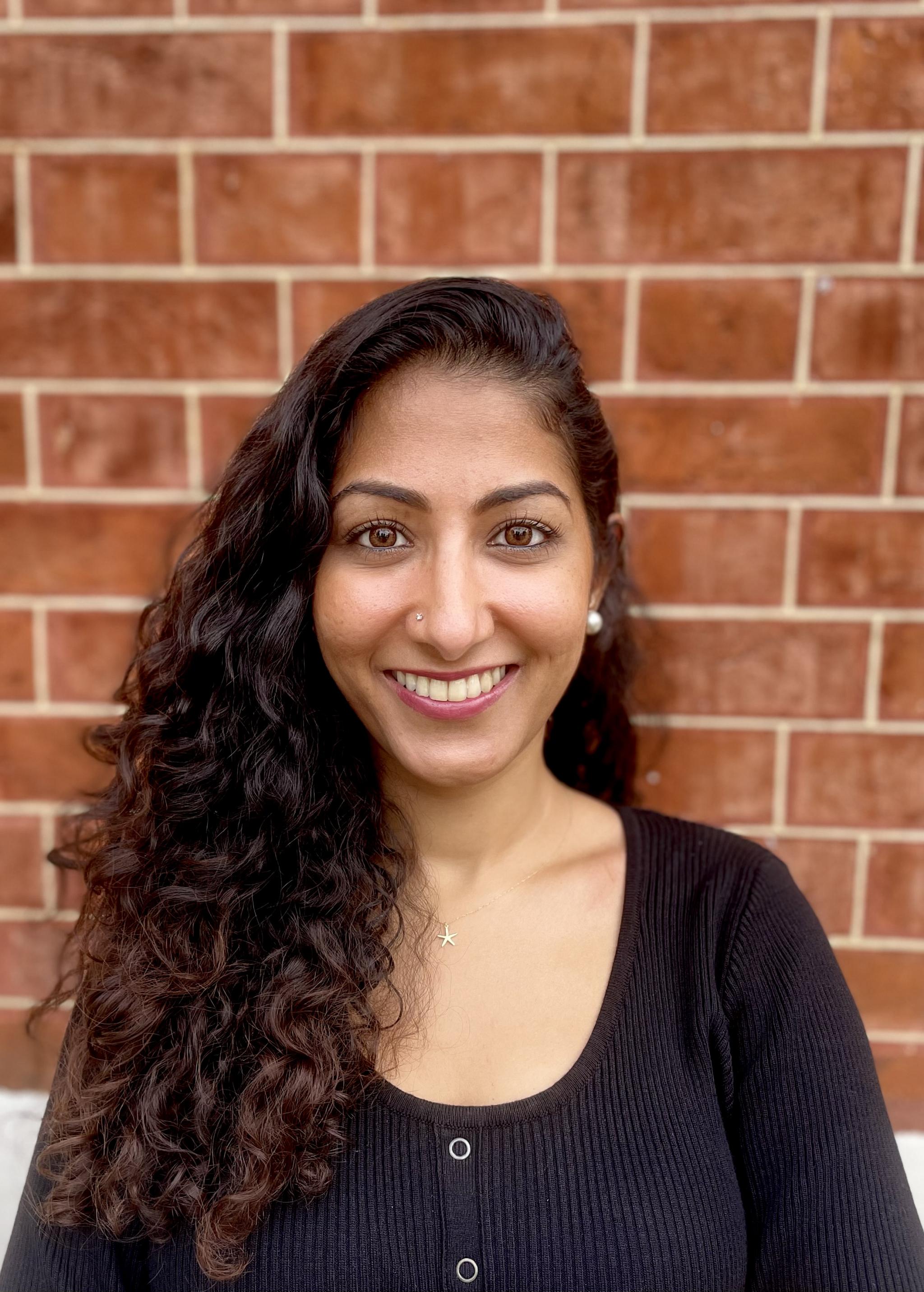 Photo of Dr Ratna Khanijou