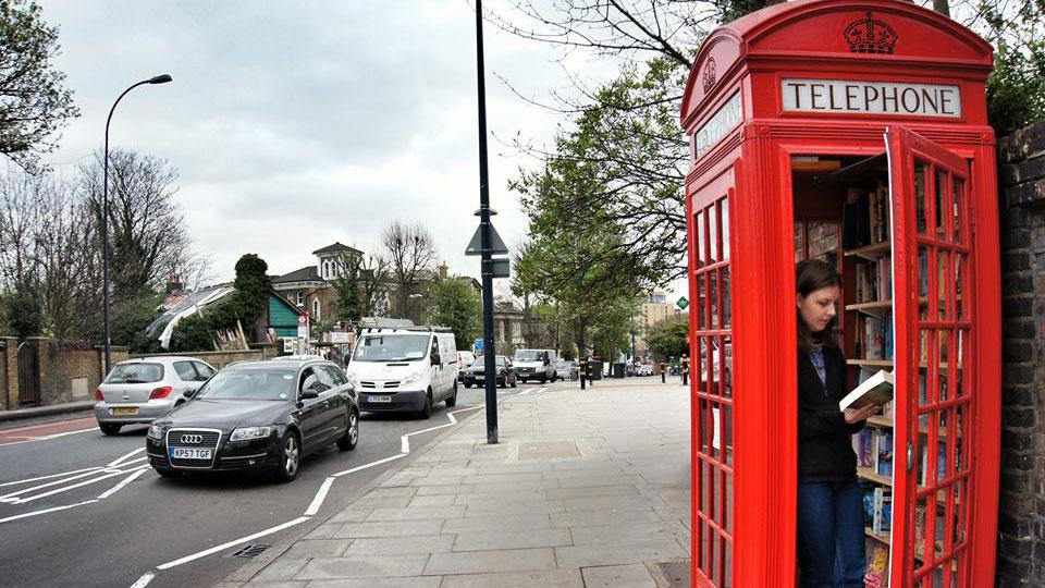 Lewisham microlibrary, a phone box that has been turned into a library