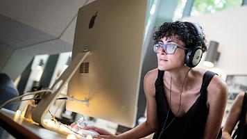 Image representing Media & Communications