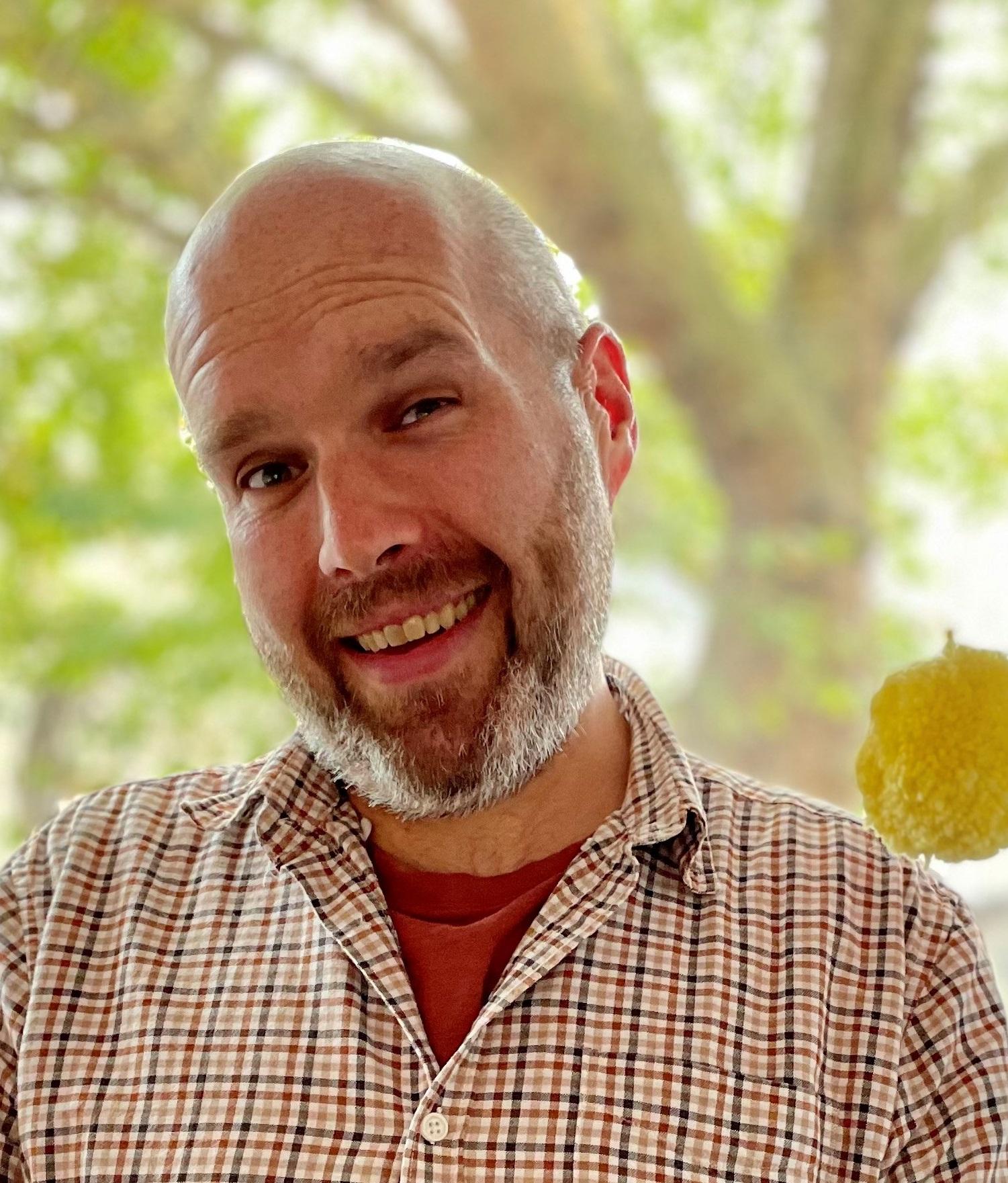 Photo of Dr Robert Chapman