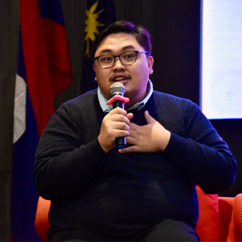 Photo of Dr Chris Millora